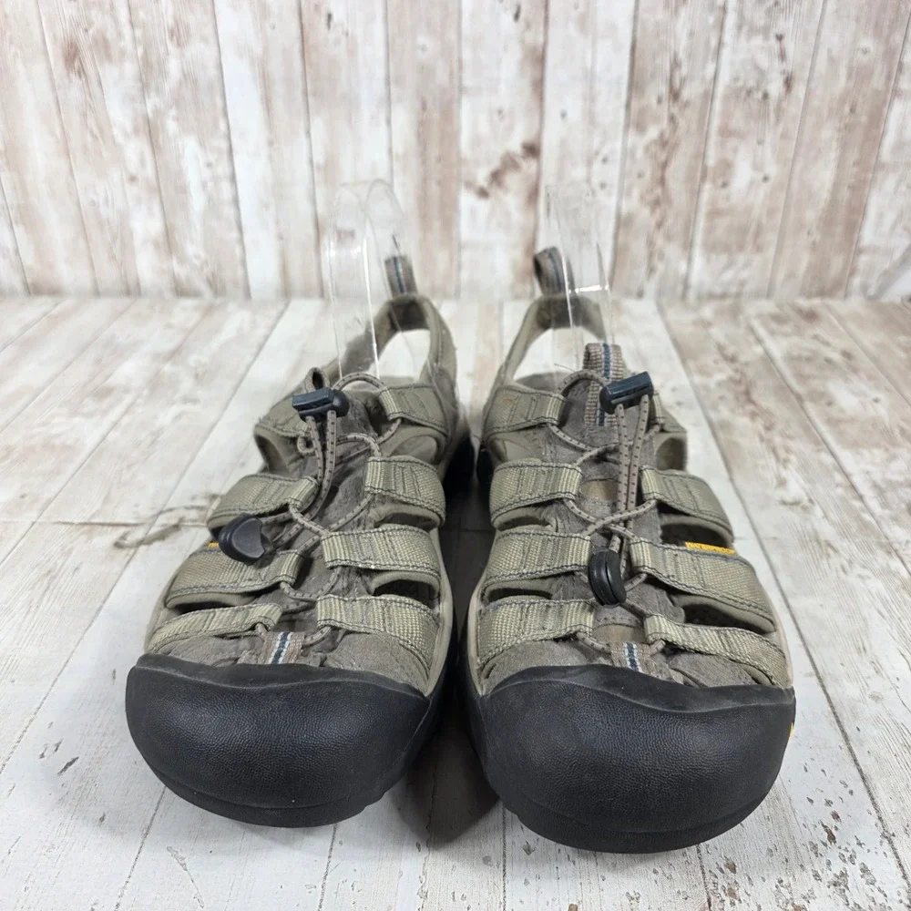 Keen Newport H2 Mens 8.5 Waterproof Hiking Sandals Olive Green Tan 110230-BROB